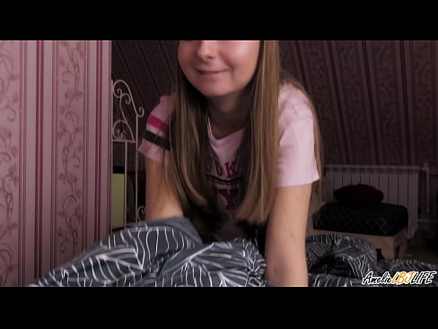 ❤️ Blondie የቢኤፍኤፍዋን በጥልቅ ትጠባባታለች እና በአፍዋ ድመች። ☑ እጅግ የላቀ የወሲብ ፊልም በ%am.pornolymp.ru ❌❤